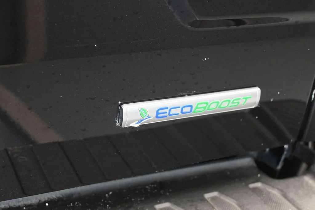 Used 2020 Black Ford XL image 33