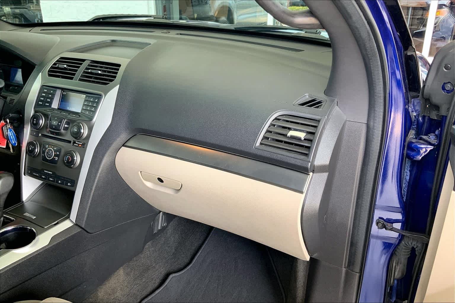 Used 2015 Deep Impact Blue Metallic Ford Base image 19