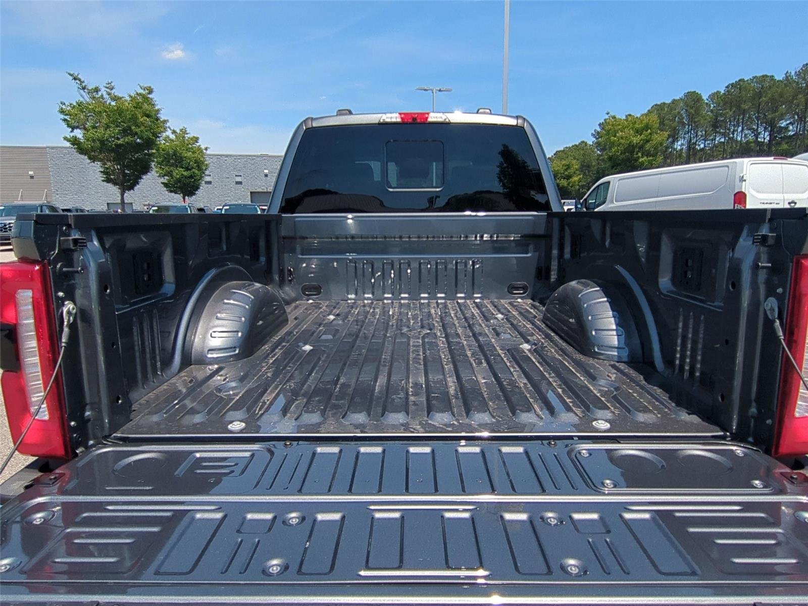 New 2026 Carbonized Gray Metallic Ford F-250® Lariat® image 35