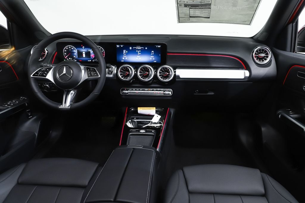 New 2026 MANUFAKTUR Patagonia Red Metallic Mercedes-Benz GLB 250 image 8