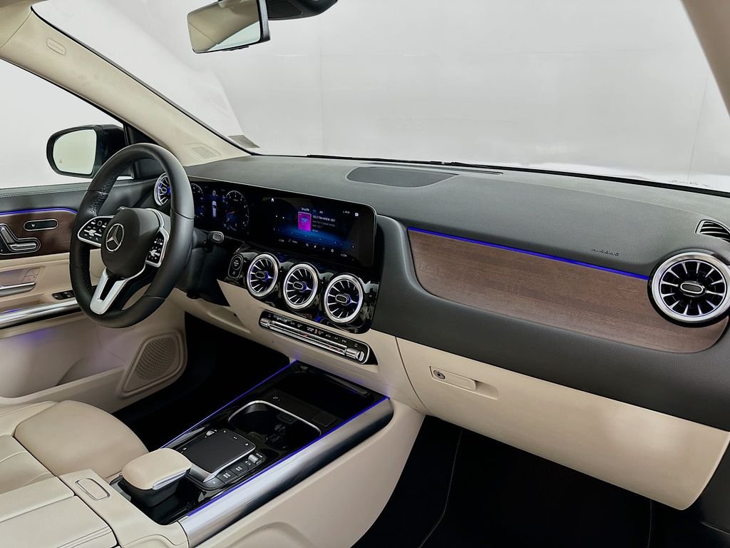 Certified Used 2023 Black Mercedes-Benz GLA 250 image 27