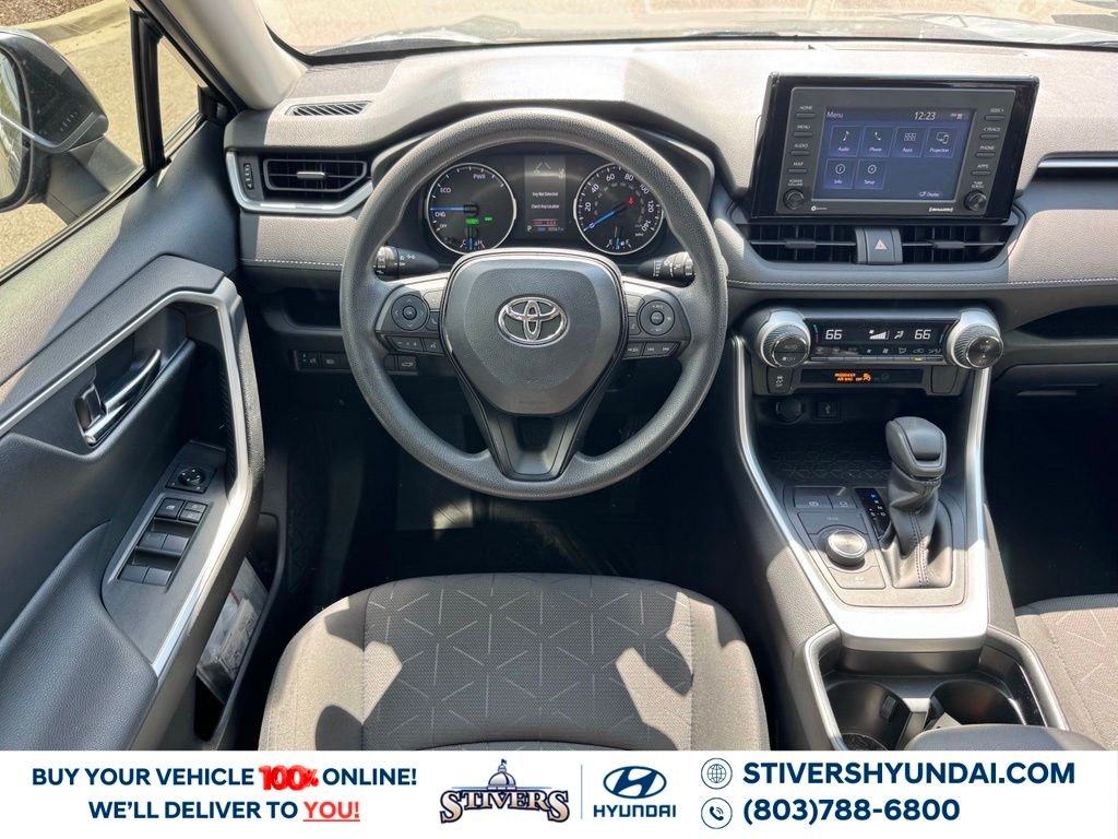 2021 Toyota RAV4 XLE - Photo 26