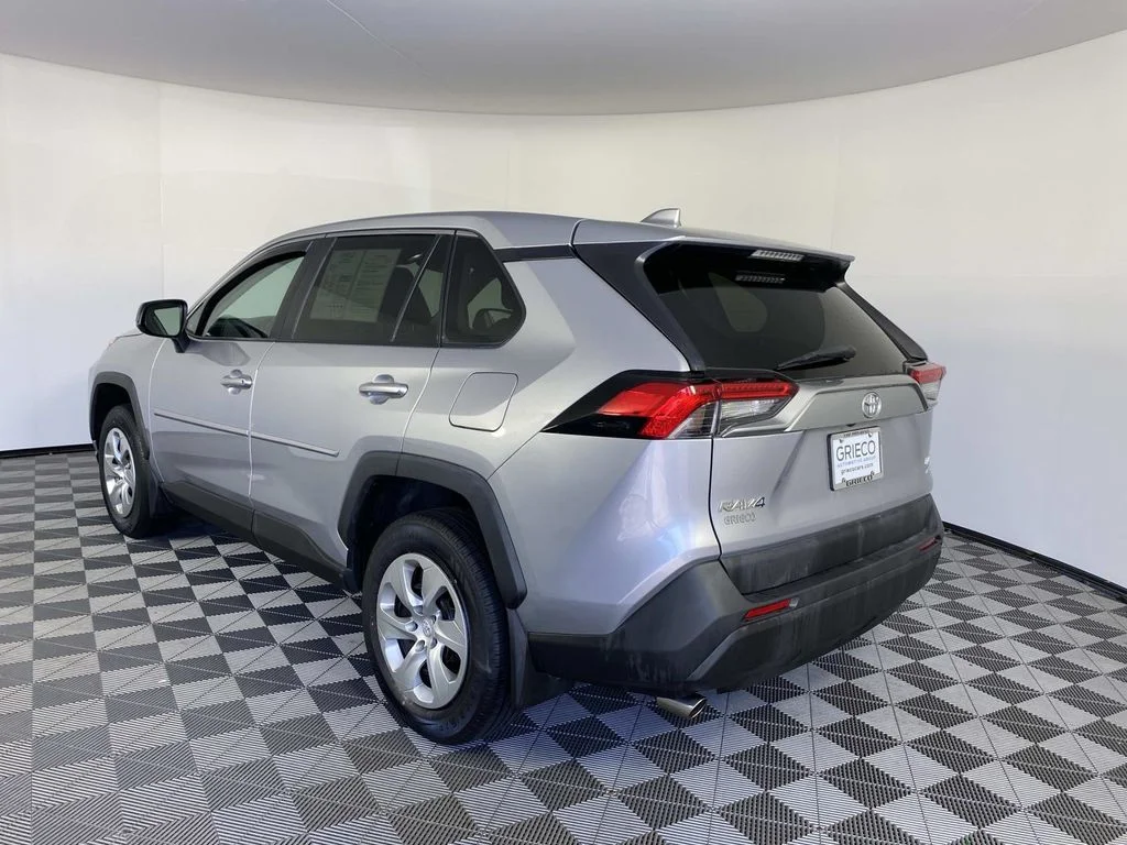 Used 2022 Silver Sky Metallic Toyota LE image 6