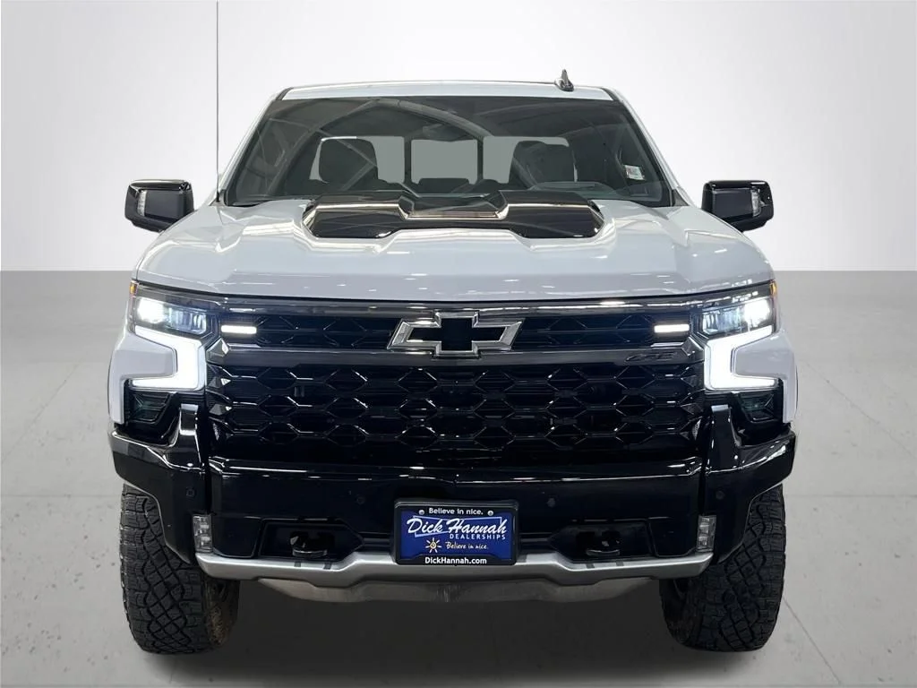 Used 2026 White Chevrolet ZR2 image 4