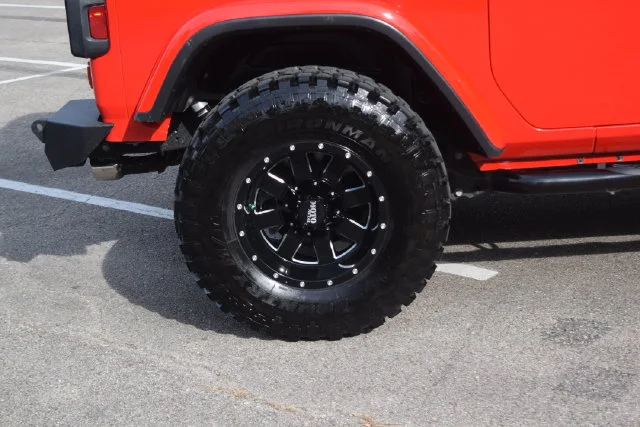 Used 2019 Red Jeep Sport image 25
