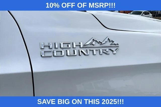 New 2025 Iridescent Pearl Tricoat Chevrolet High Country image 9