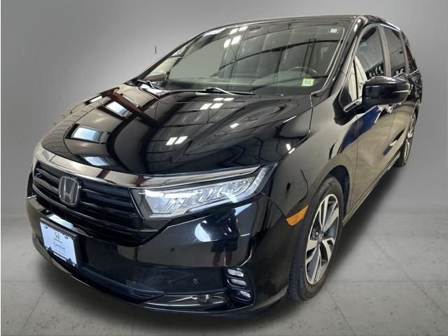 Certified Used 2023 Crystal Black Pearl Honda Touring image 1