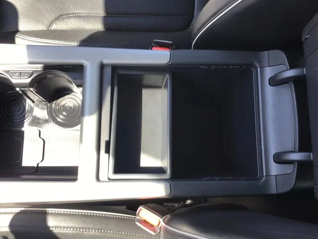Used 2024 Silver Hyundai SEL image 25