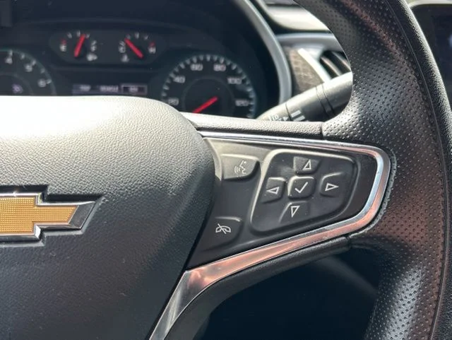 Used 2024 Red Chevrolet LT image 34