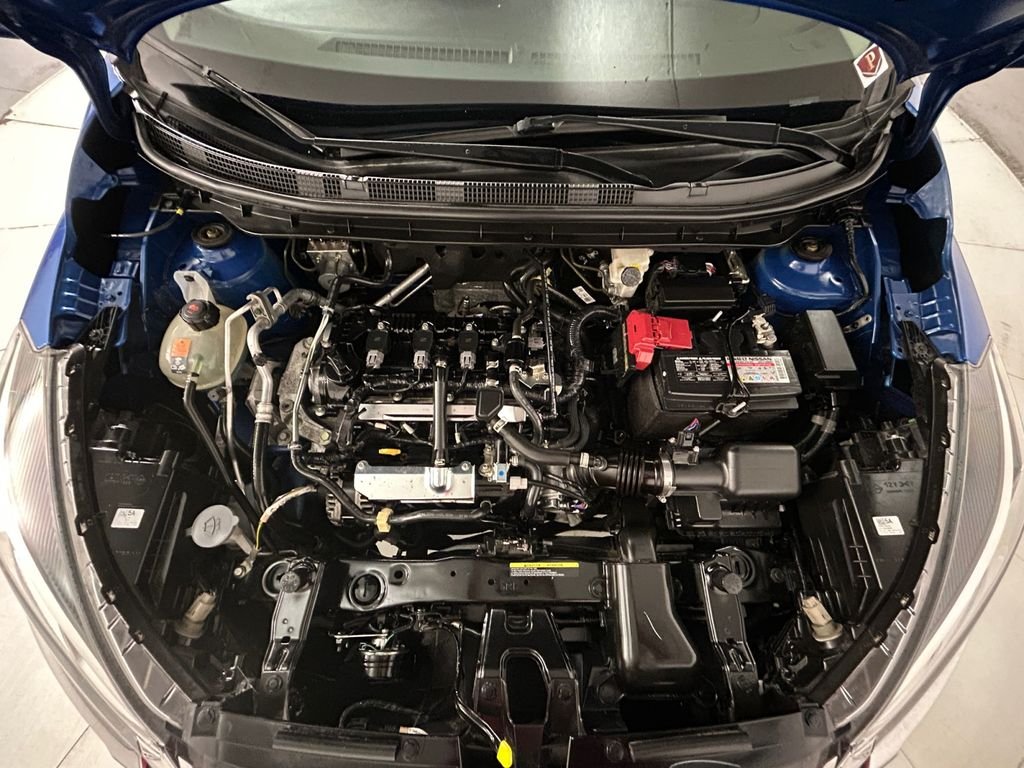 Used 2022 Blue Nissan S image 21