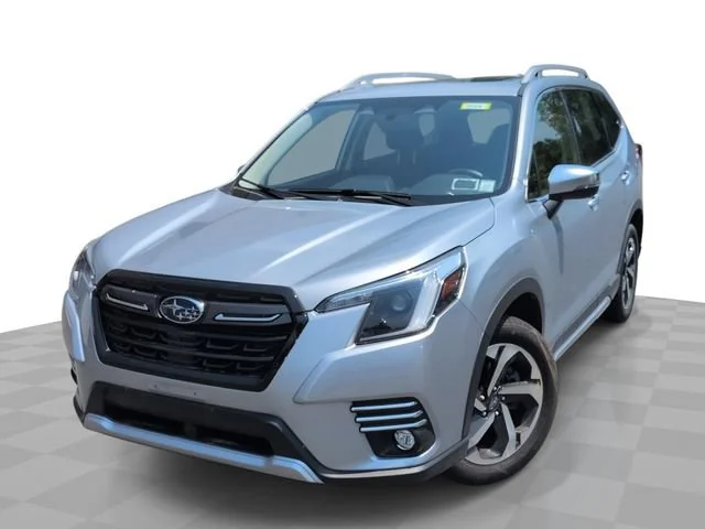 2023 Subaru Forester Touring's photo
