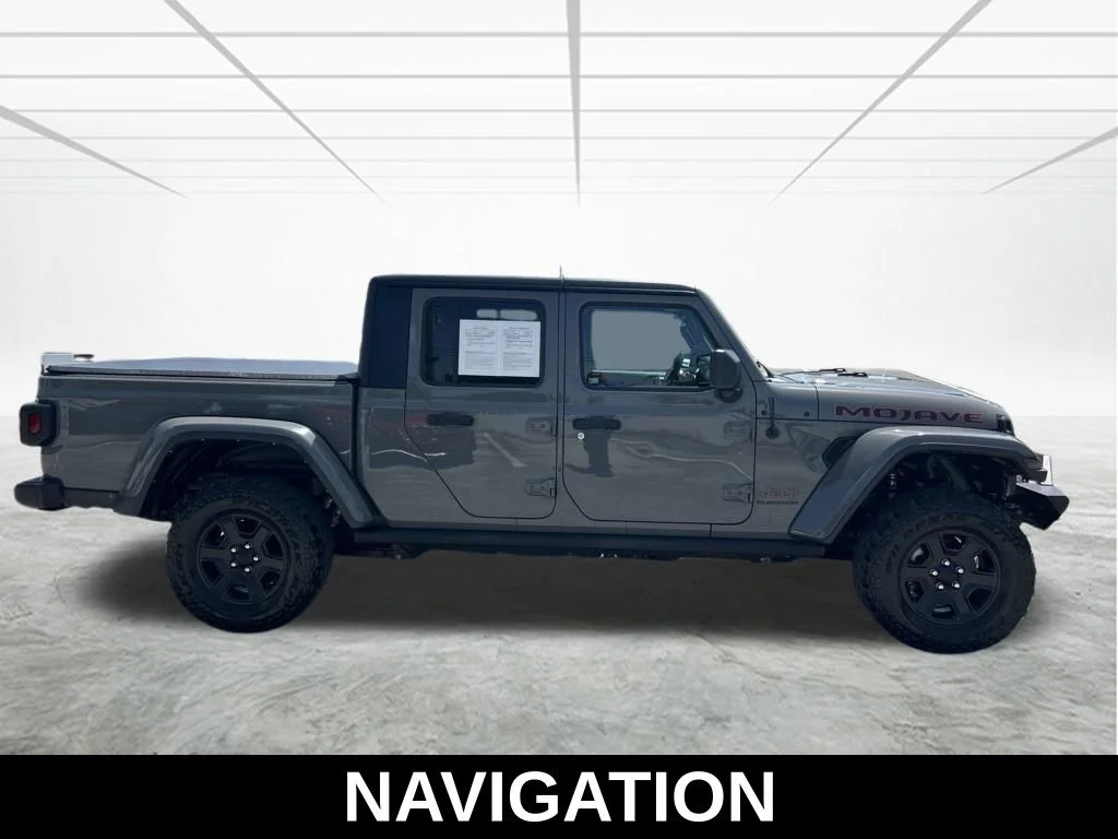 Used 2022 Gray Jeep Mojave image 6