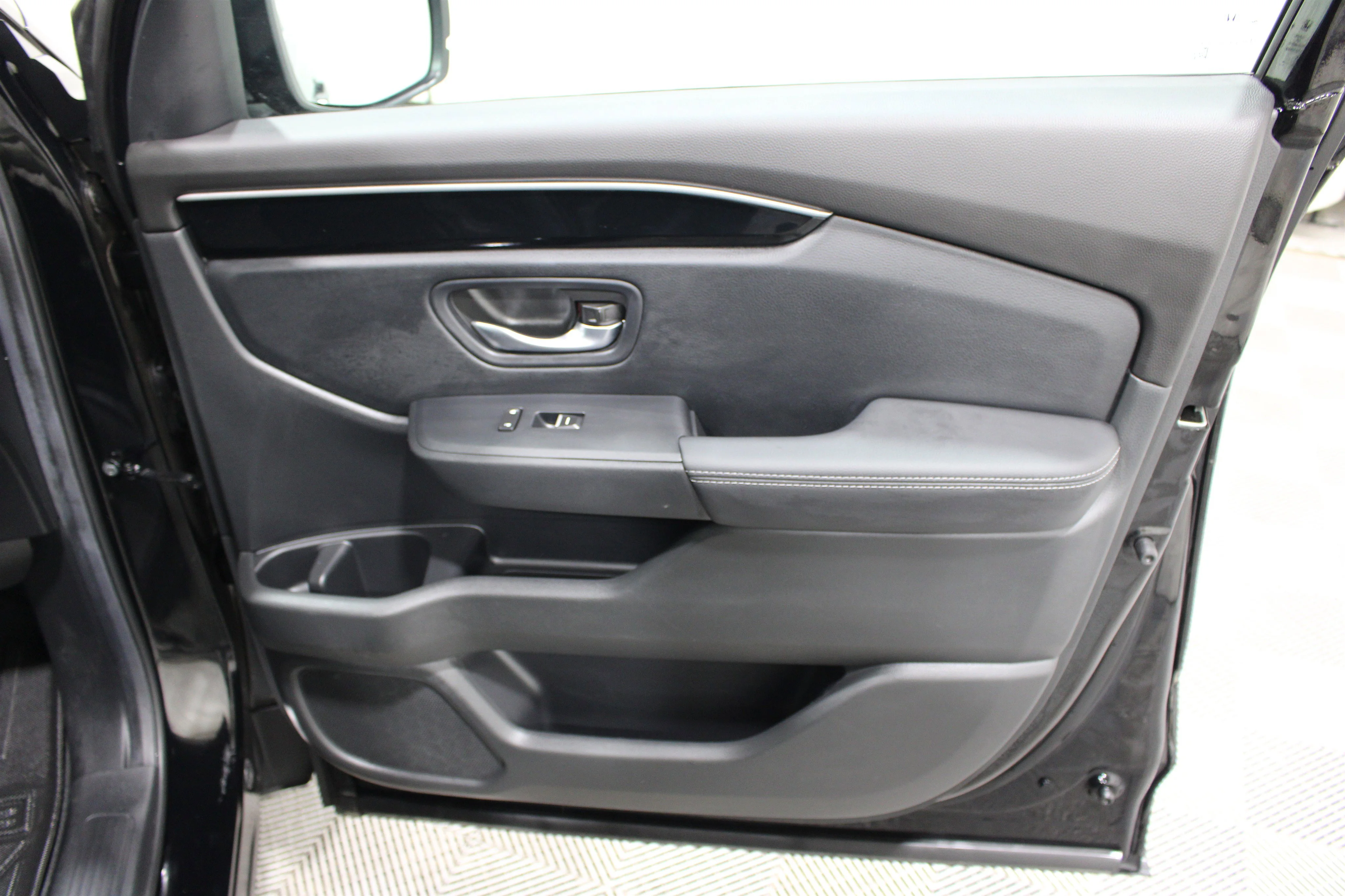 2025 Honda Pilot EX-L - Photo 29