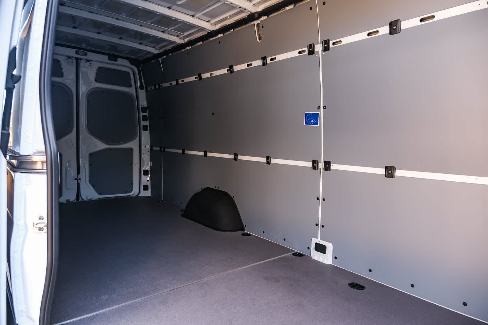 New 2026 Arctic White Mercedes-Benz Cargo 170ExtWB High Roof RWD 2.0L I4 Diesel Turbo image 29