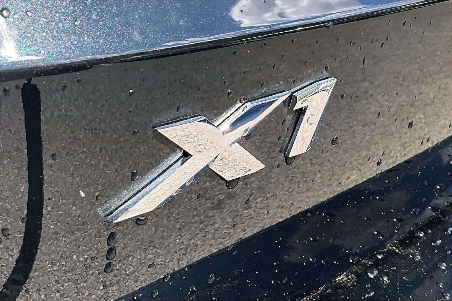 New 2026 Black Sapphire Metallic BMW xDrive28i image 15
