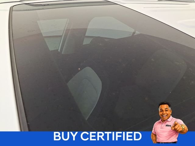 Certified Used 2025 White Hyundai SEL image 18