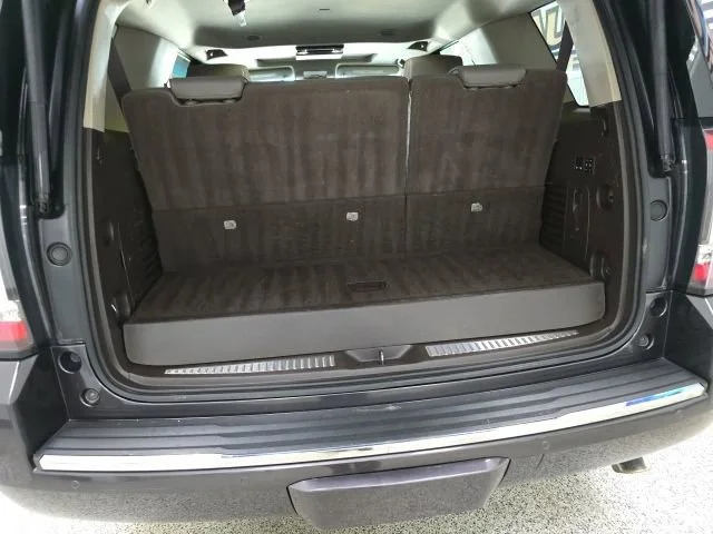 Used 2017 IRIDIUM METALLIC GMC Denali image 8