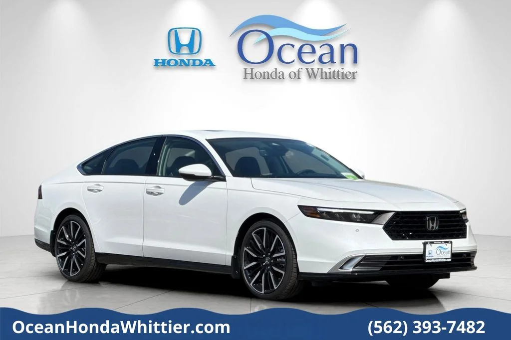 2026 Honda Accord Hybrid Touring's photo
