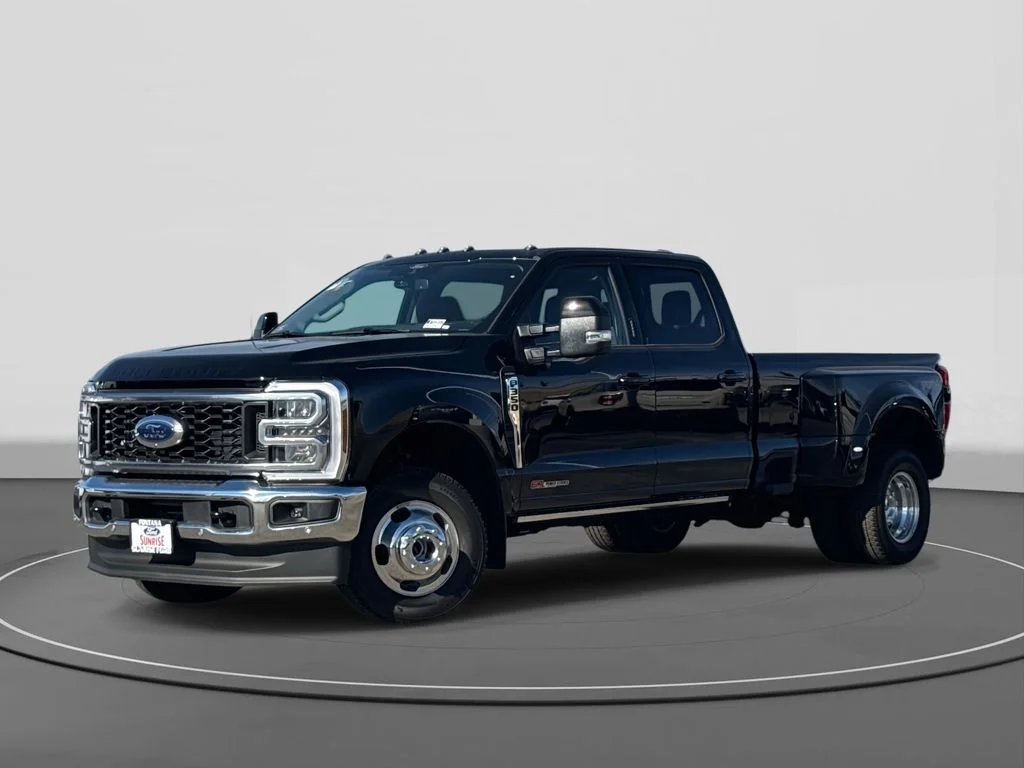 2026 Ford F-350 Lariat 4x4 Crew Cab 8' Box DRW's photo