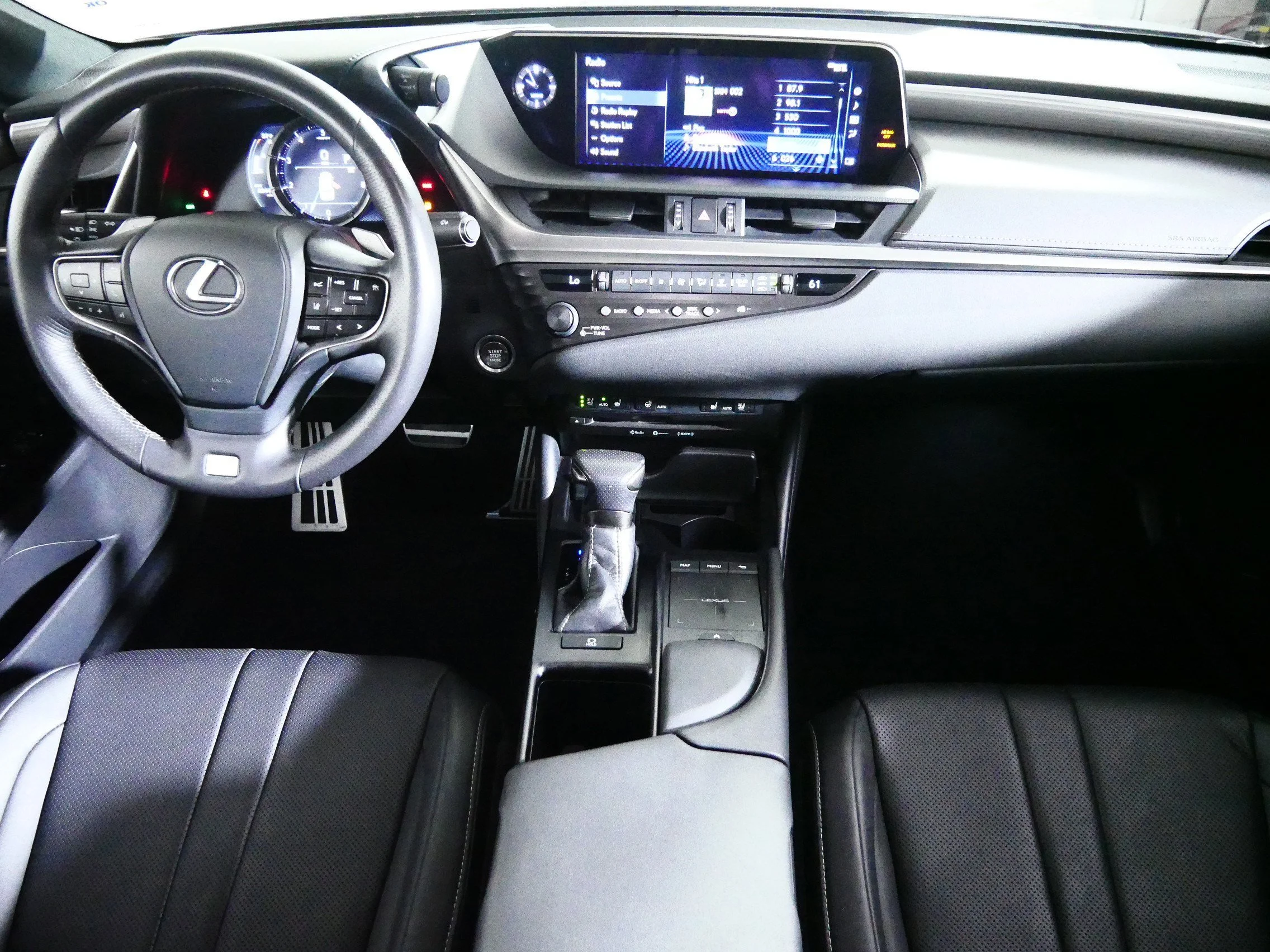 Used 2020 Nebula Gray Pearl Lexus ES 350 F SPORT image 10