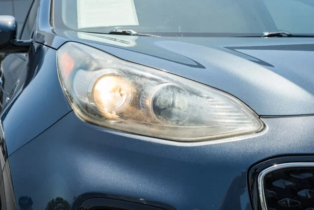 Used 2018 Blue Kia EX image 11
