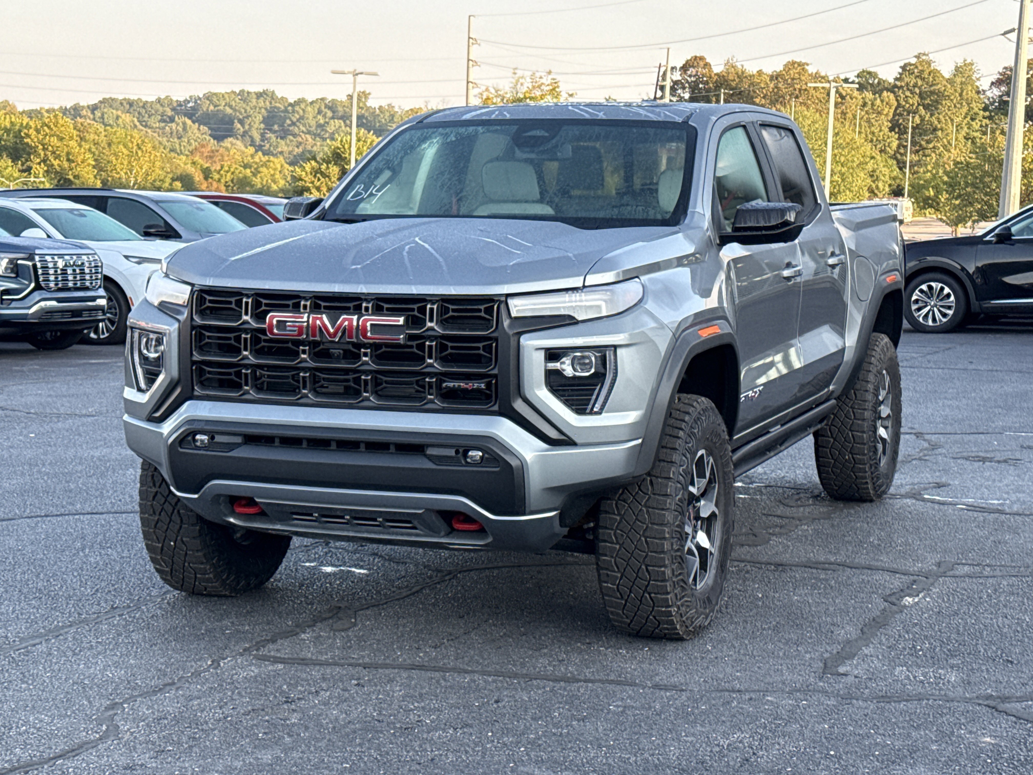 2026 GMC Canyon AT4X - Photo 14