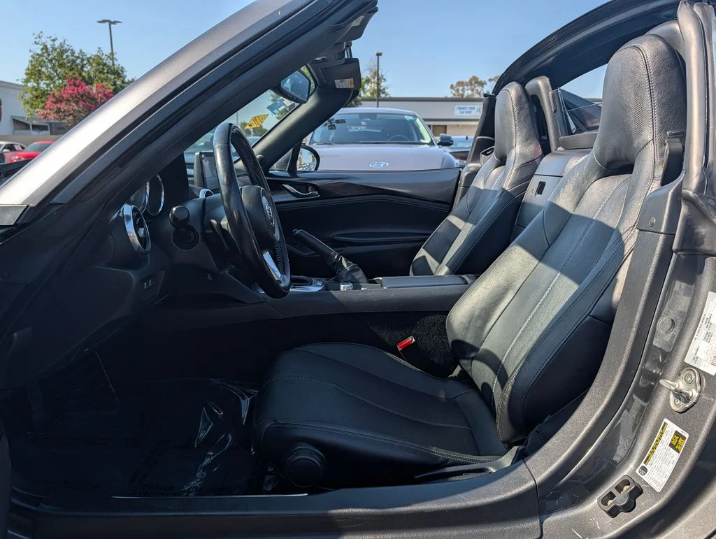 Used 2023 Gray Mazda Grand Touring image 10