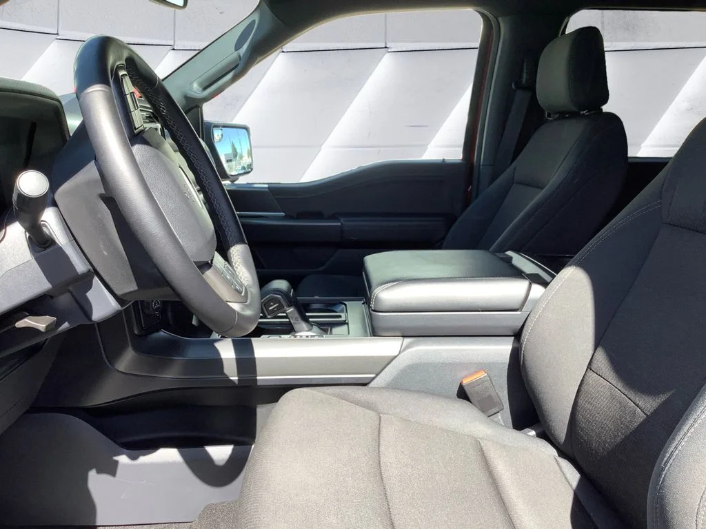 Used 2024 Red Ford XLT image 7
