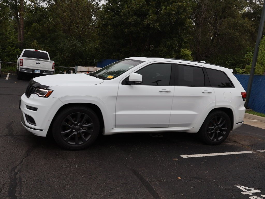 Used 2018 White Jeep Overland image 4