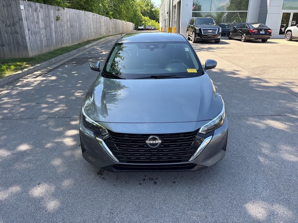 Used 2024 Gray Nissan SV image 8
