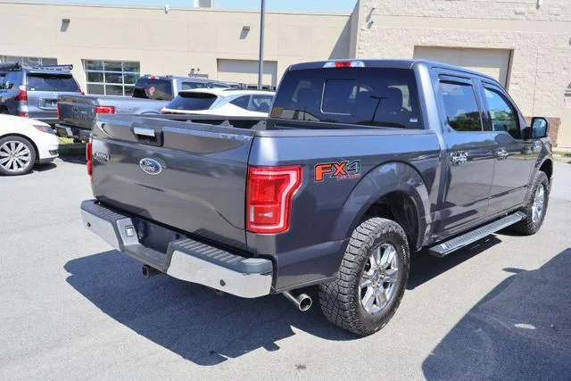 Used 2017 Gray Ford XLT image 5