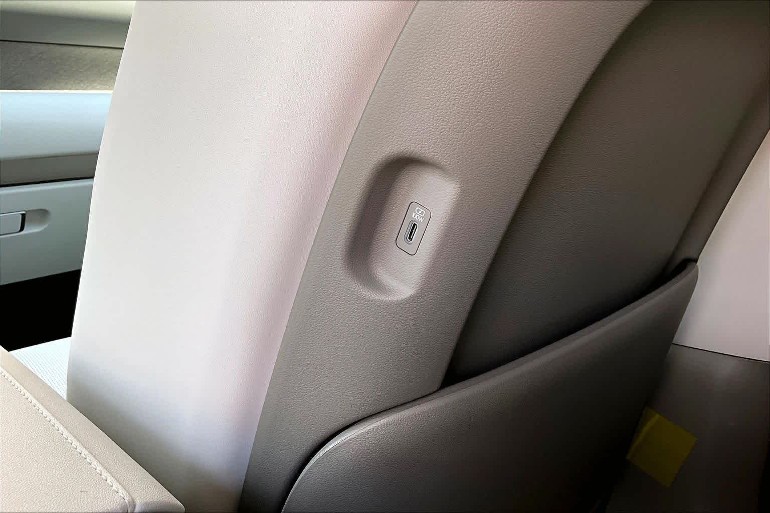 New 2026 Creamy White Pearl Hyundai SEL Premium 7P image 20