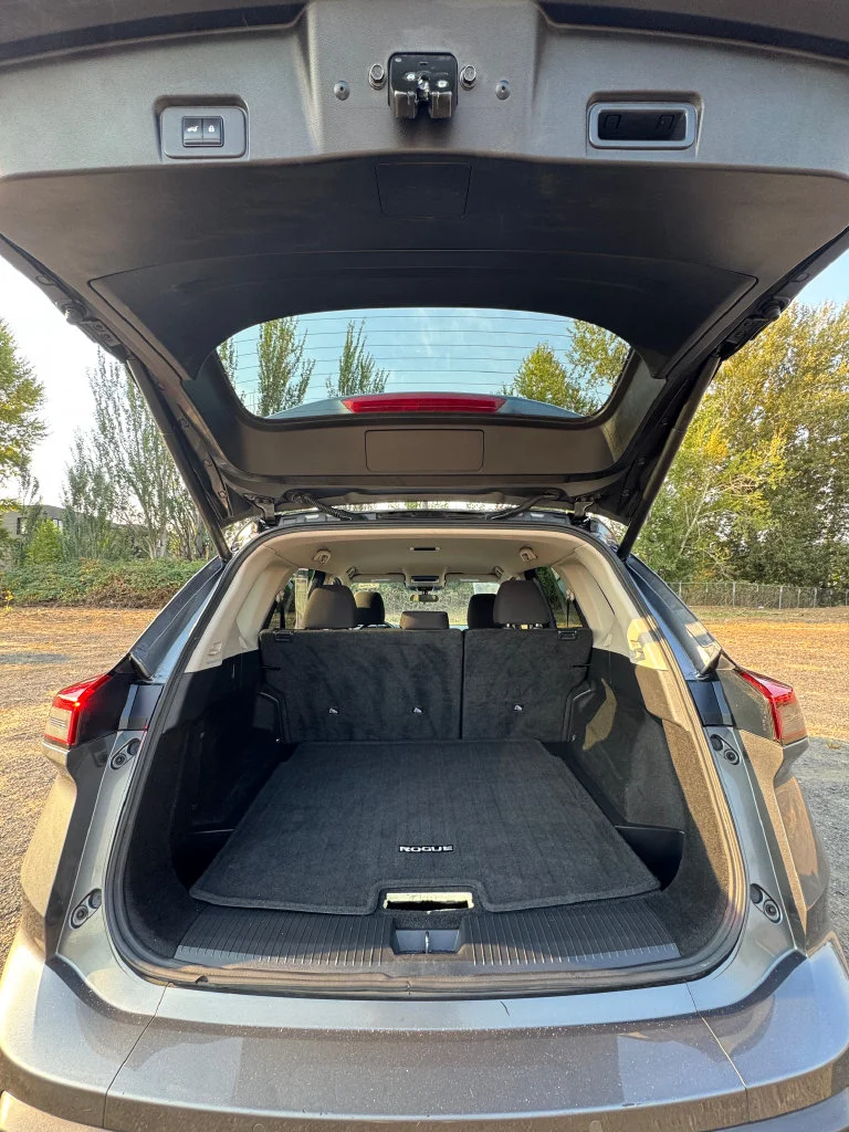 Used 2025 Gun Metallic Nissan SV image 9