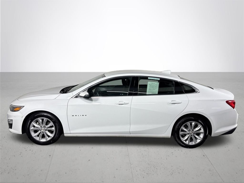 Used 2023 Summit White Chevrolet LT image 9