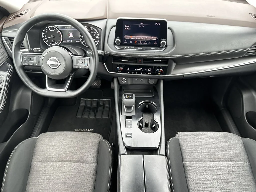 2023 Nissan Rogue SV - Photo 18