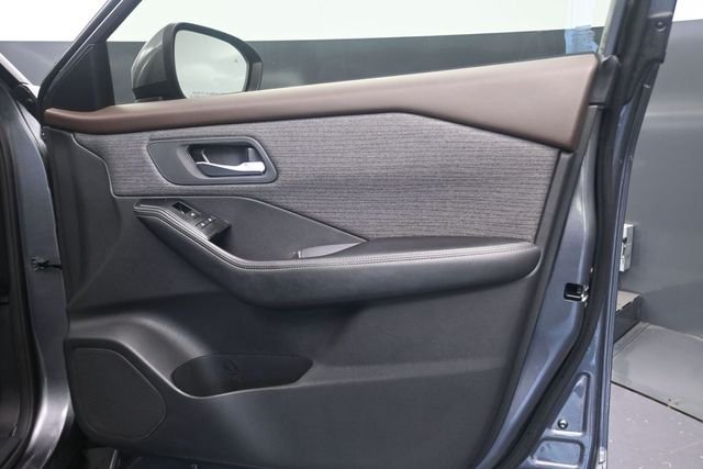 2023 Nissan Rogue SV - Photo 25