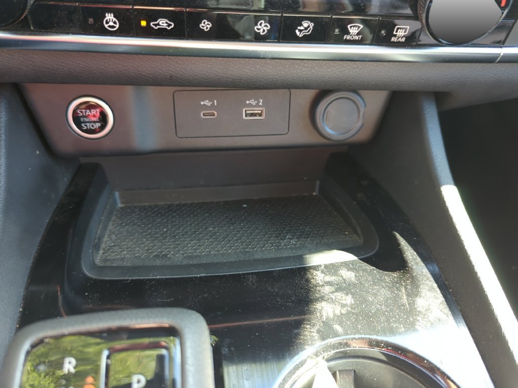 Used 2023 Gray Nissan SV image 14