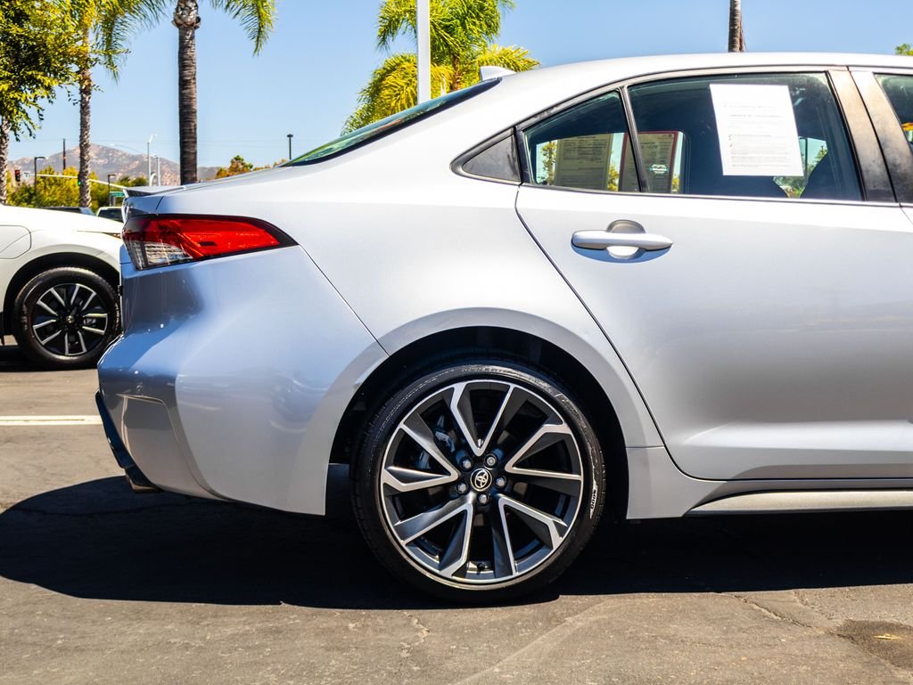 Used 2022 Silver Toyota SE image 5