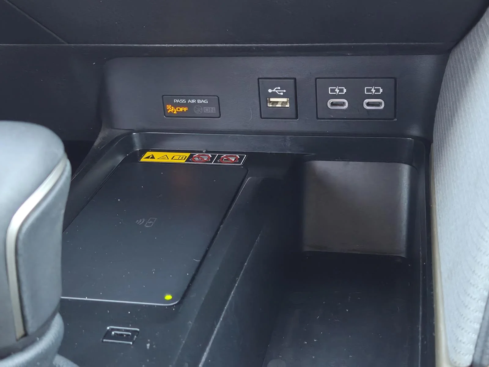 Used 2025 Gray Toyota SE (Natl) image 16