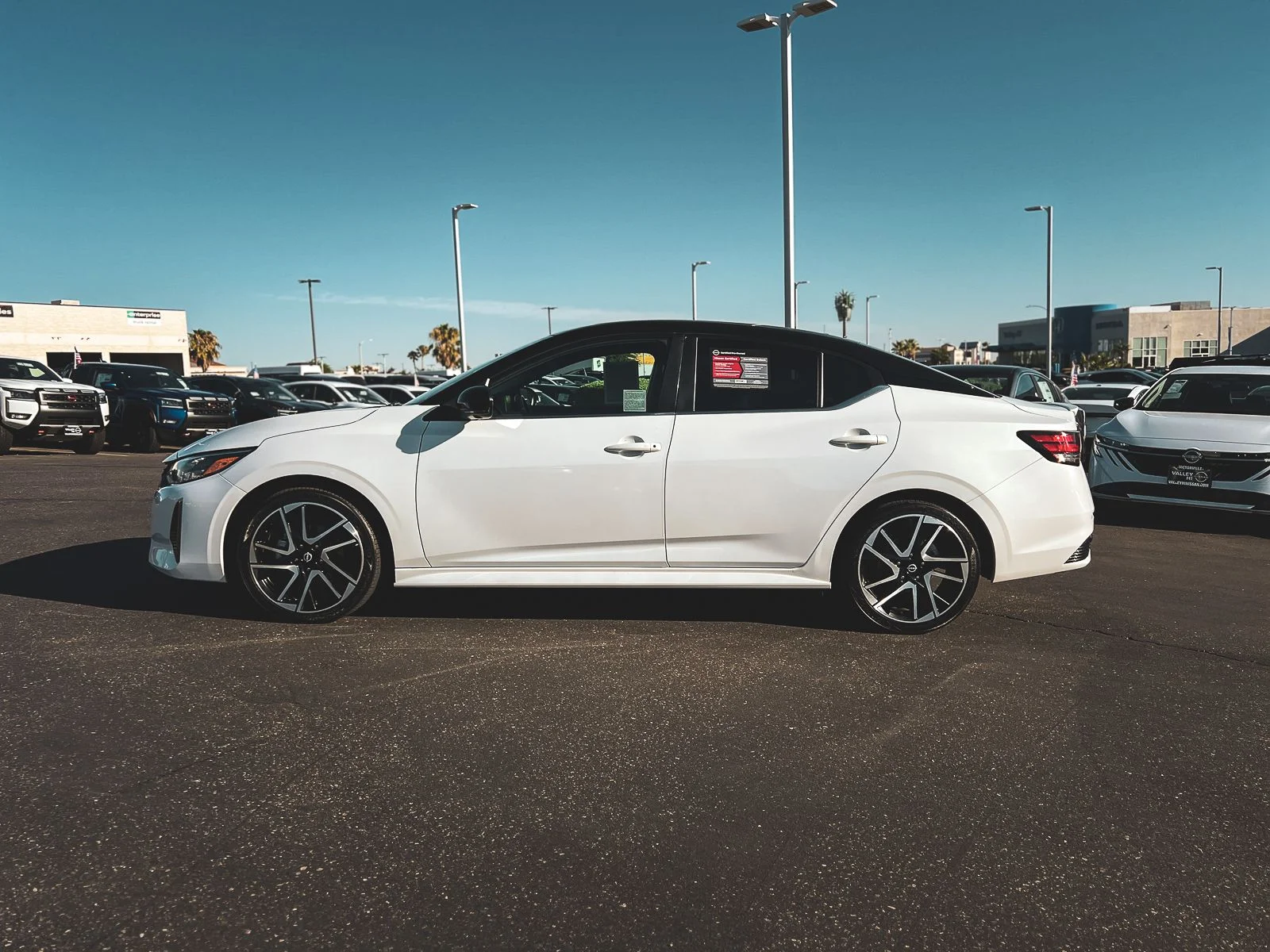 Used 2024 White Nissan SR image 4