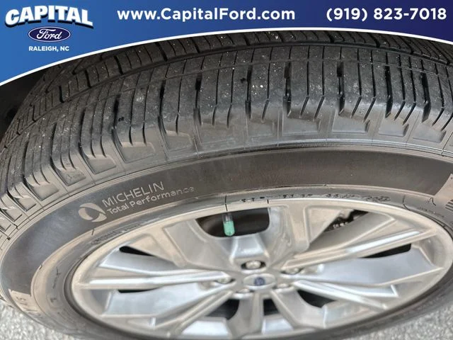 Used 2023 White Ford XLT image 14
