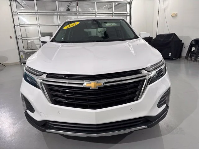 Used 2022 White Chevrolet LT image 2
