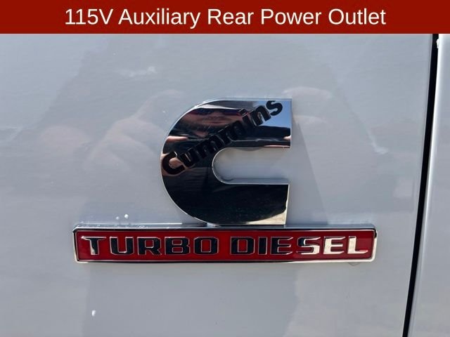 New 2026 Bright White Clear-Coat Exterior Paint RAM Laramie image 12