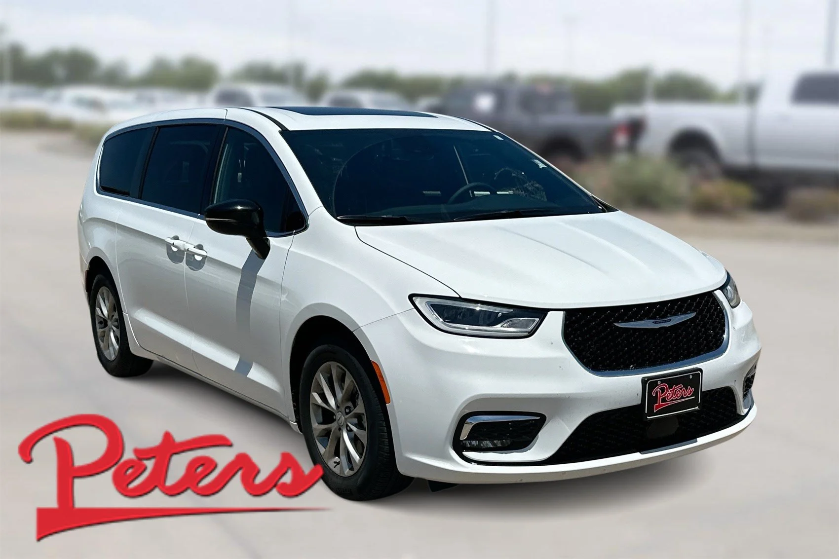 Used 2026 Bright White Clearcoat Chrysler Limited image 1