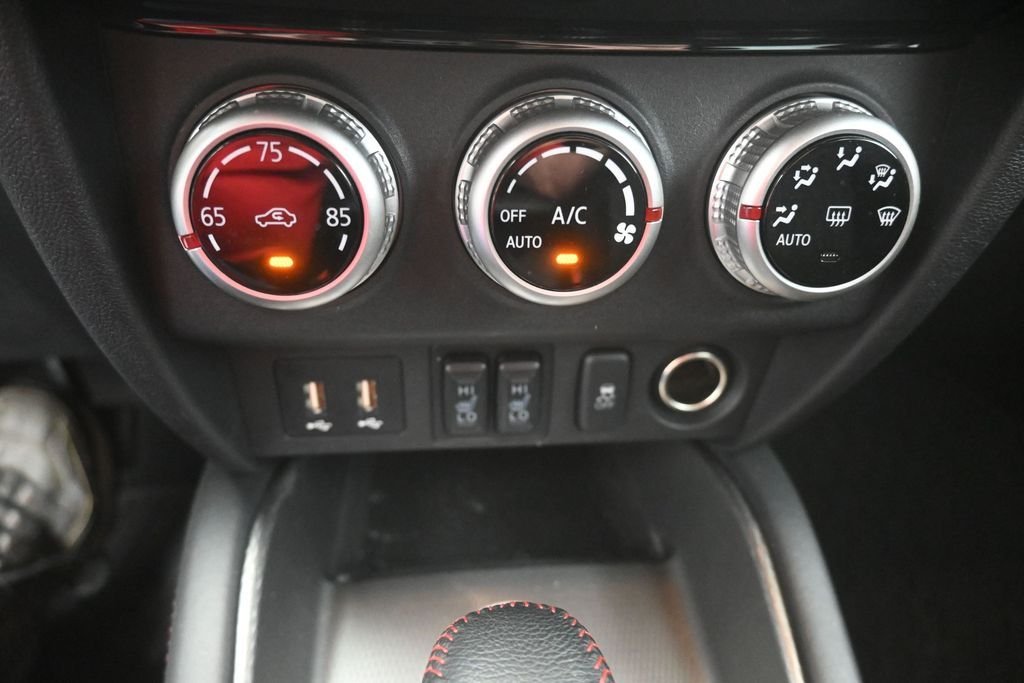 Used 2025  Mitsubishi 2.0 S image 27