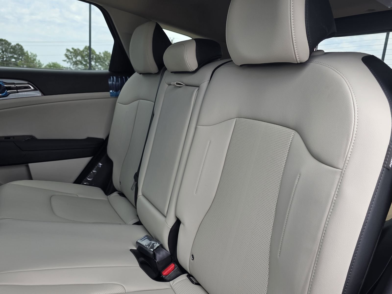 New 2026 Black Kia EX image 22