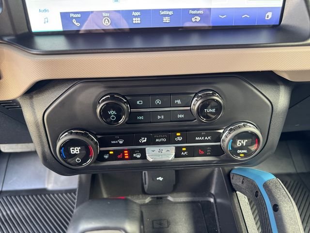 Used 2023 White Ford Wildtrak image 25