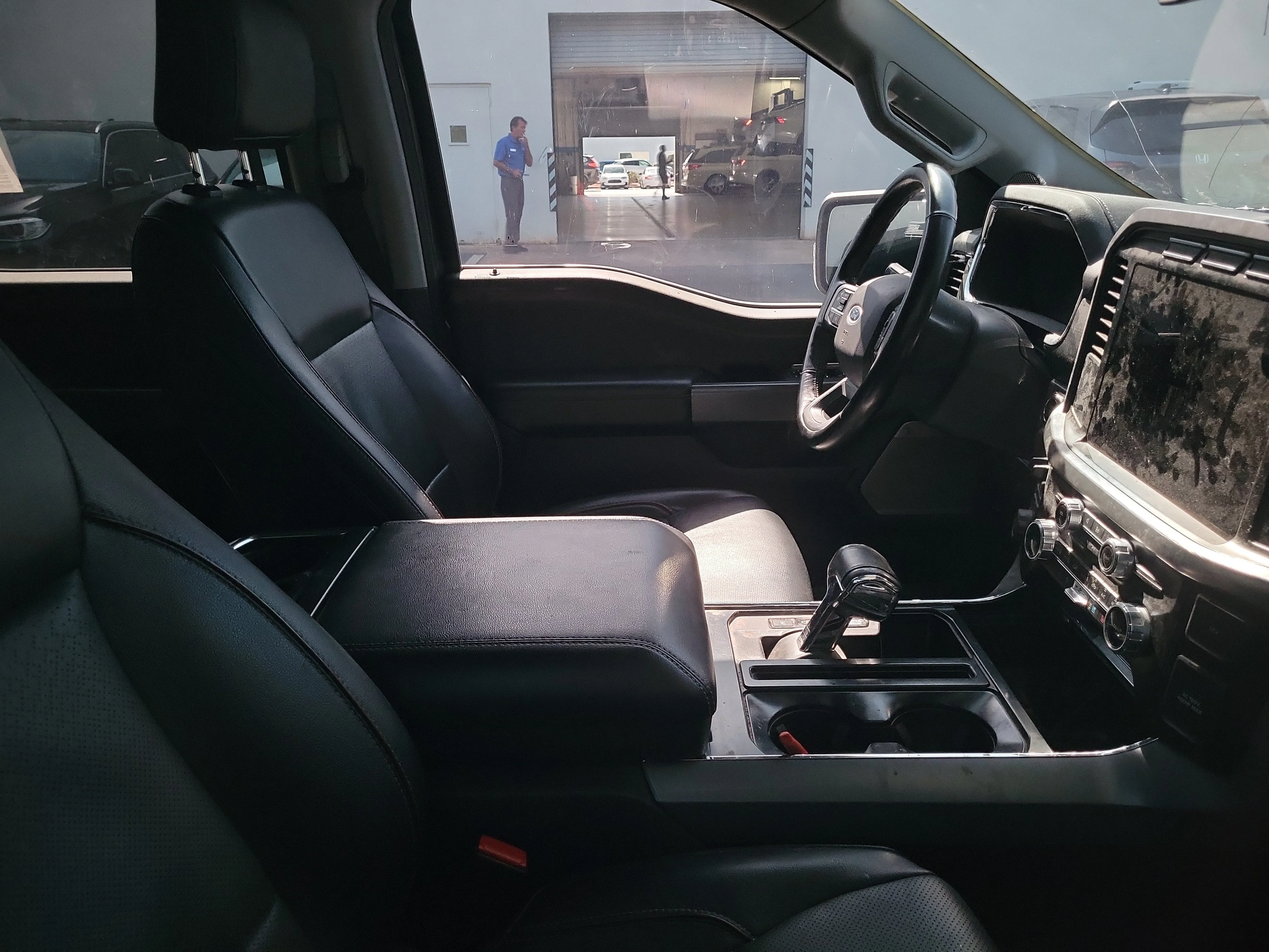 Used 2023 Gray Ford Lariat image 3
