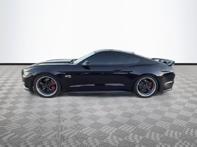 Used 2017 Black Ford GT image 4