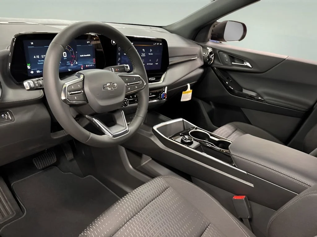 2026 Chevrolet Equinox LT - Photo 23